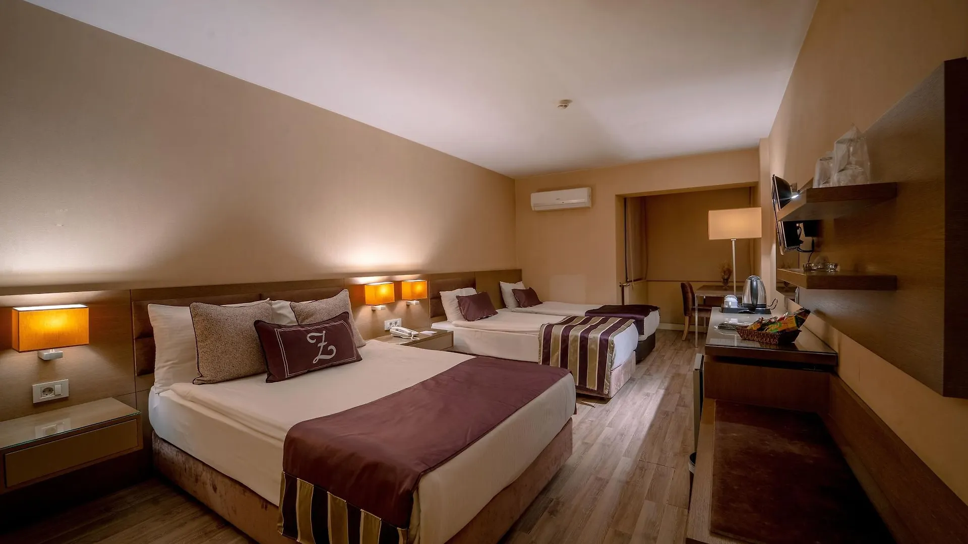 The New Hotel Zeybek Izmir