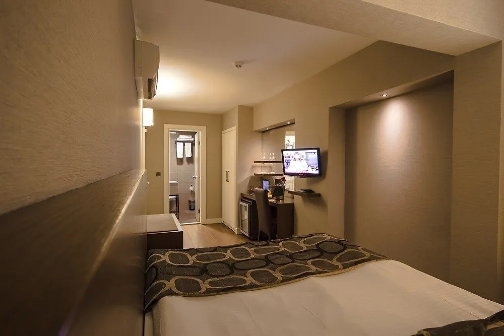 The New Hotel Zeybek Izmir