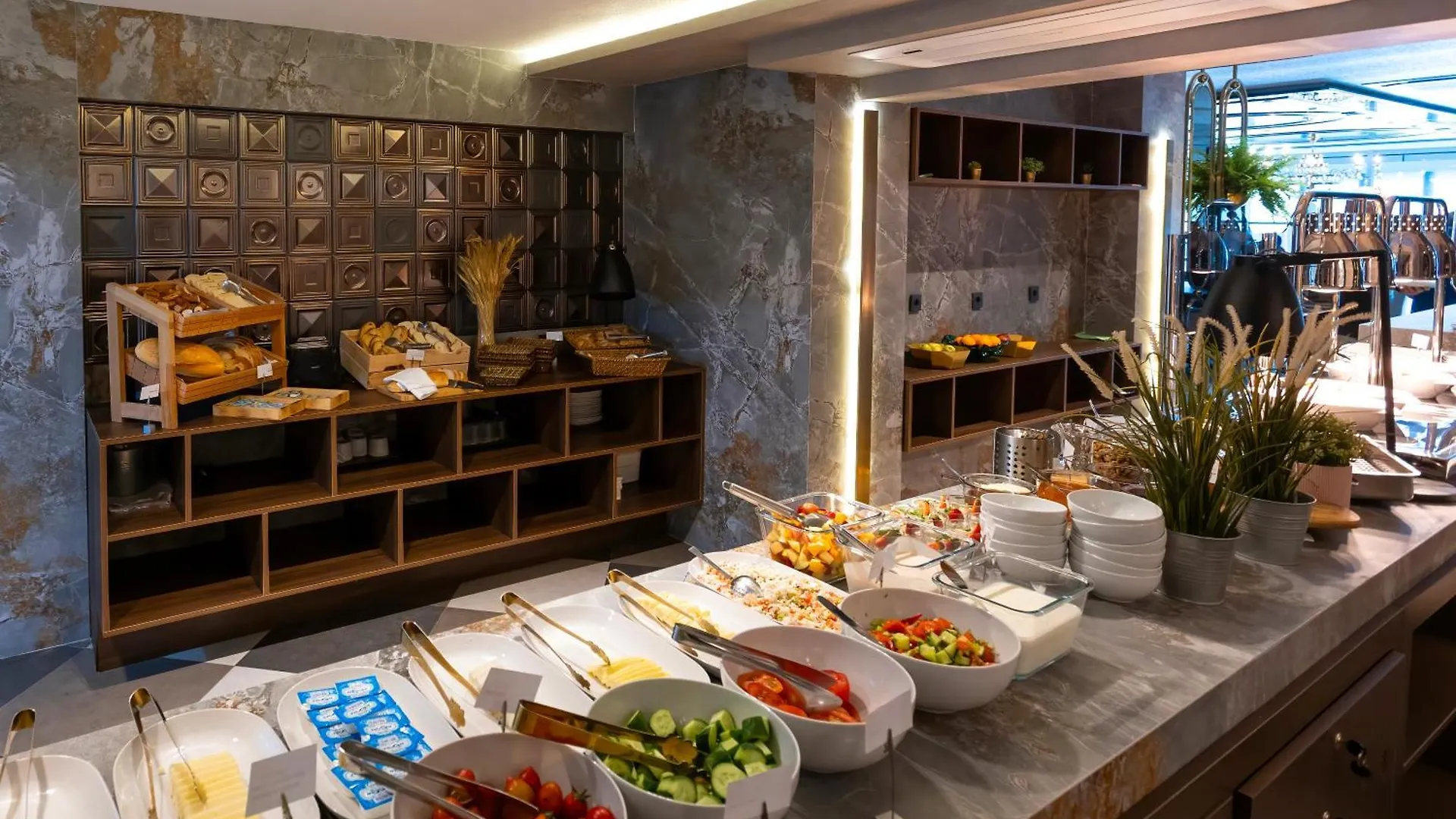 ***  The New Hotel Zeybek Smirne Turchia